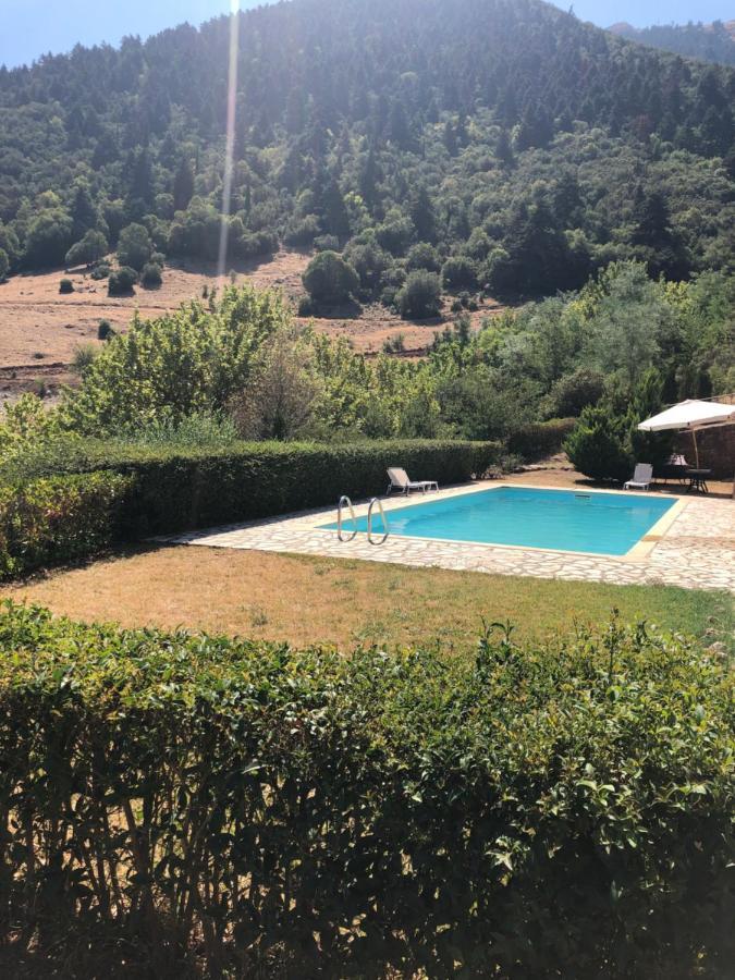 Luxurious Maisonette In The Countryside With A Pool Kalavryta Luaran gambar